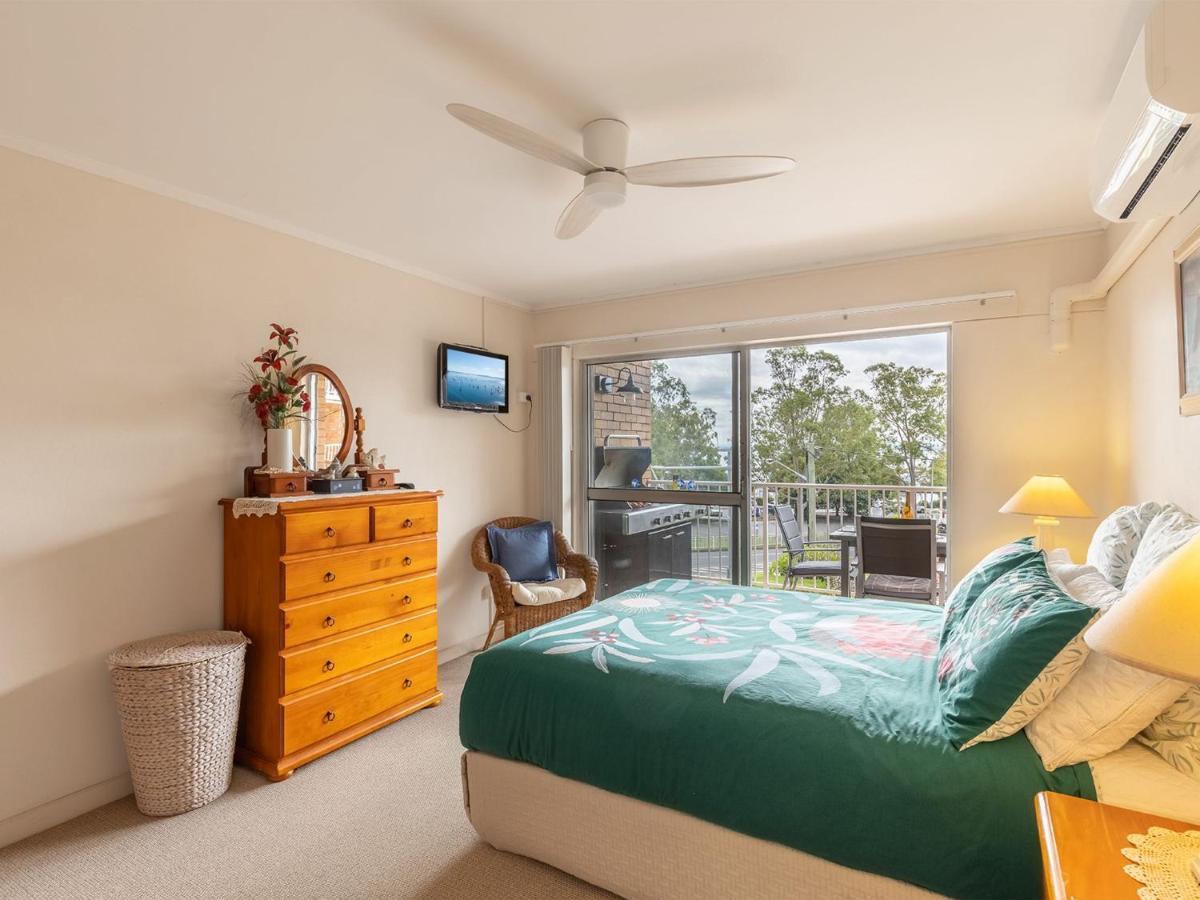 Appartement Teramby Court, 10,104 Magnus Street - Unit In Nelson Bay Cbd, With Water Views, Air Con And Wi-Fi Extérieur photo